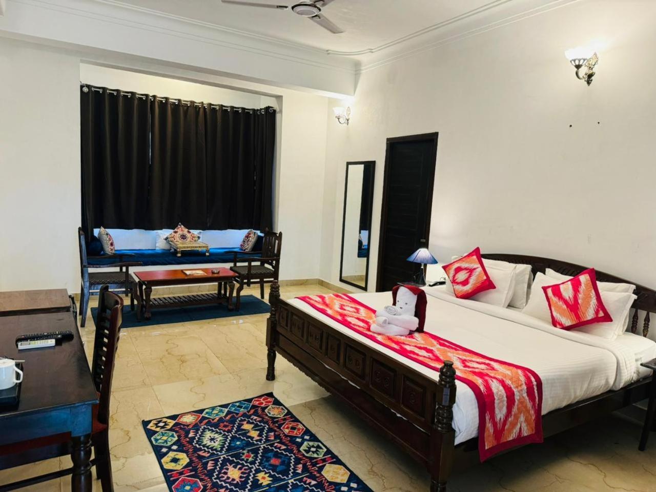 Jag Aravali Resort Udaipur By Naina Staycation - Best For Corporate Events - Family Parties - Mice Exterior foto